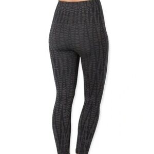 SPANX Look At Me Now Cropped Seamless Leggings Black and Gray